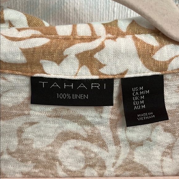 Banana Republic Women's Tan and White Top EUC. Sz M - Picture 2 of 4